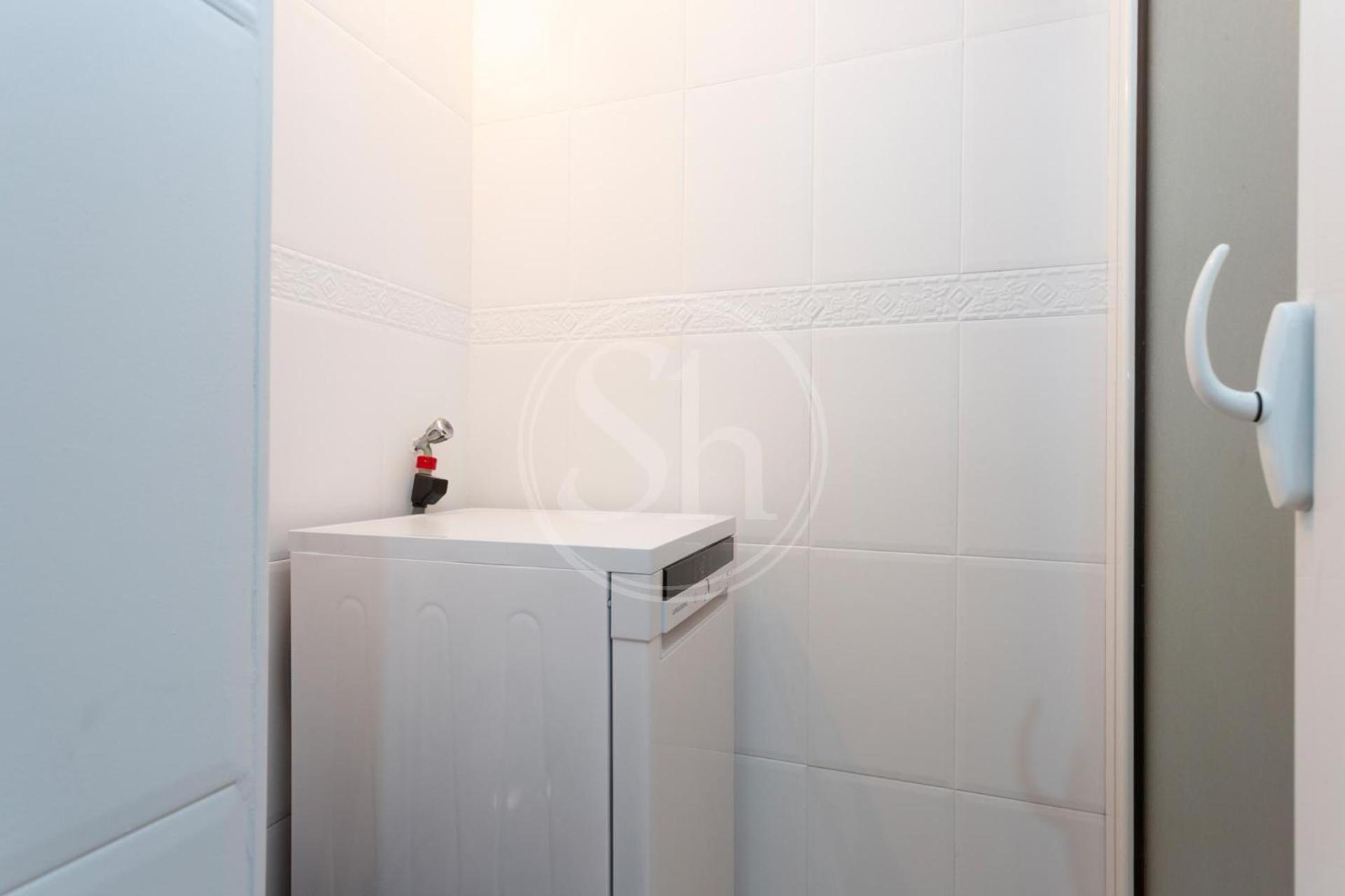 Practico Apartamento Cerca De Estacion De Sants Barcelona Exterior foto