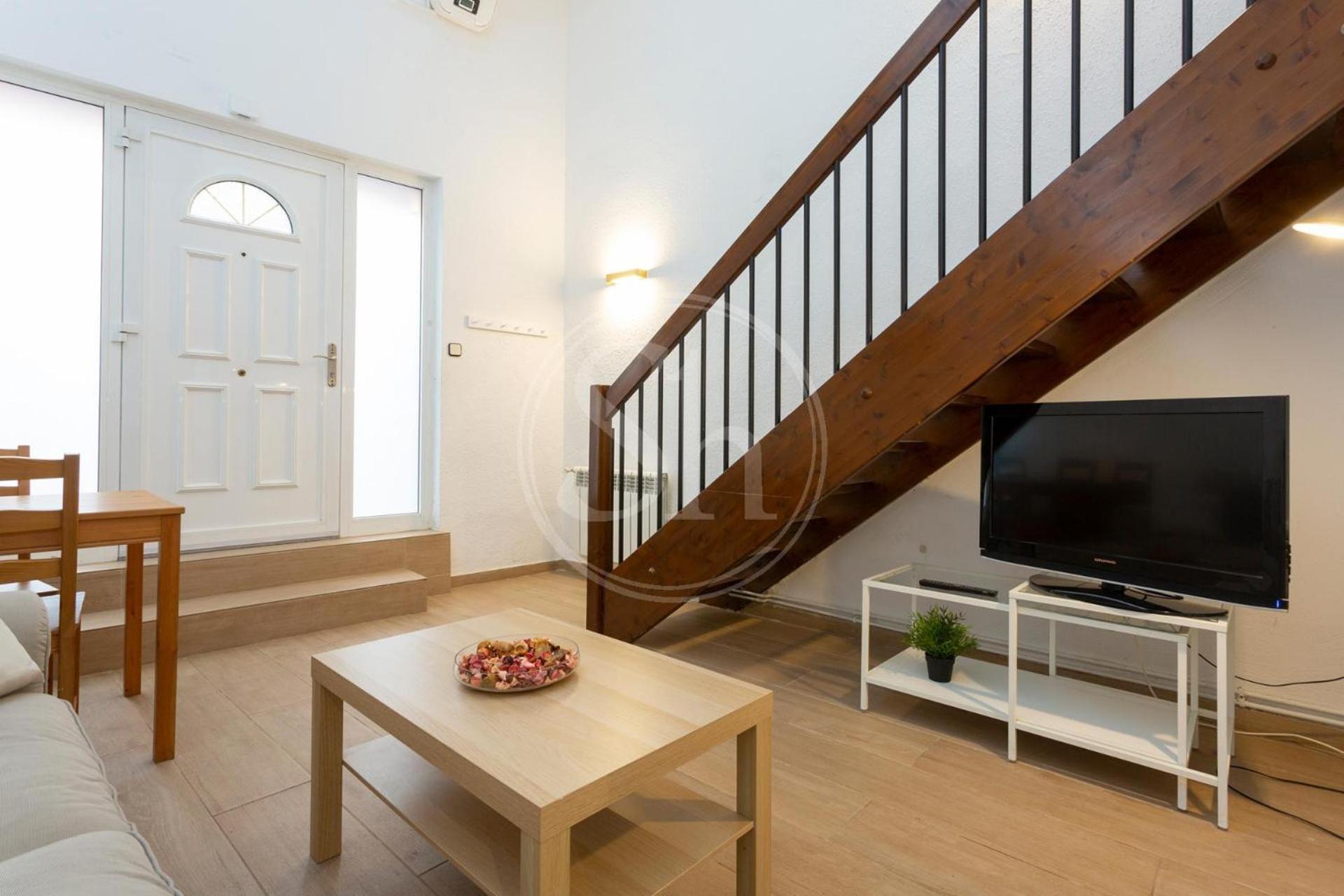 Practico Apartamento Cerca De Estacion De Sants Barcelona Exterior foto